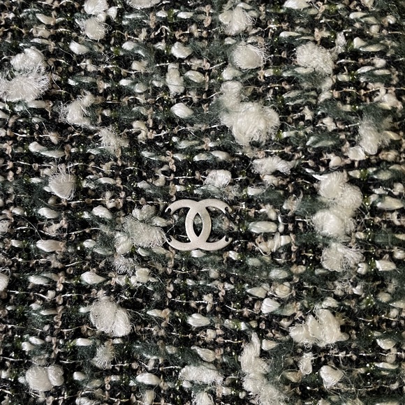 Stunning Vintage Chanel Shift Dress - Picture 5 of 7